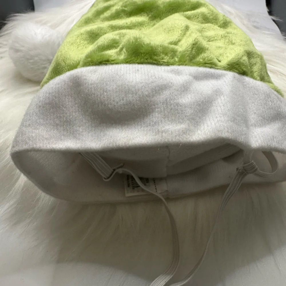 🩷5/$10 Green and White PET Santa Hat